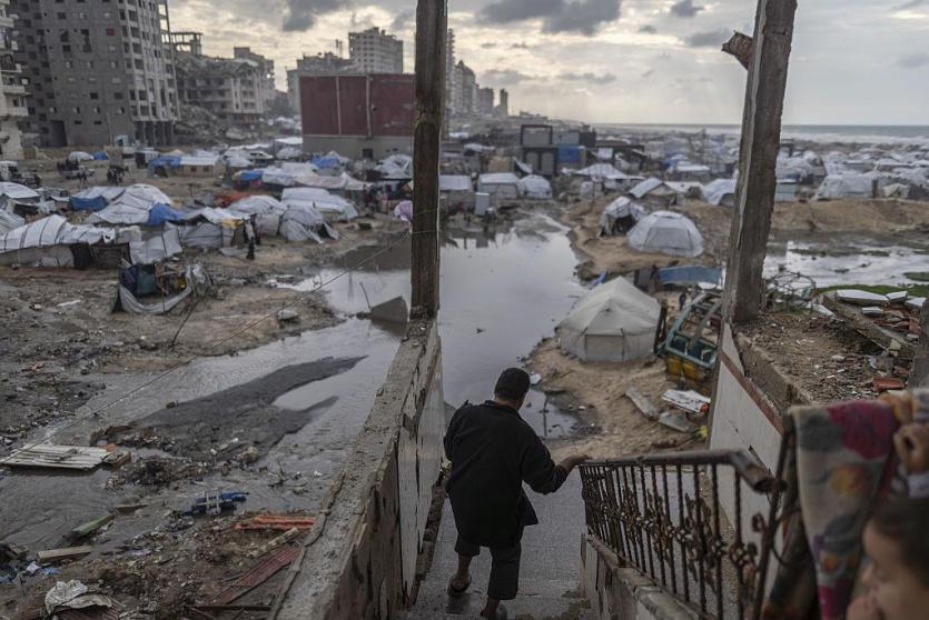 غرق خيام ومنازل جراء المنخفض في غزة