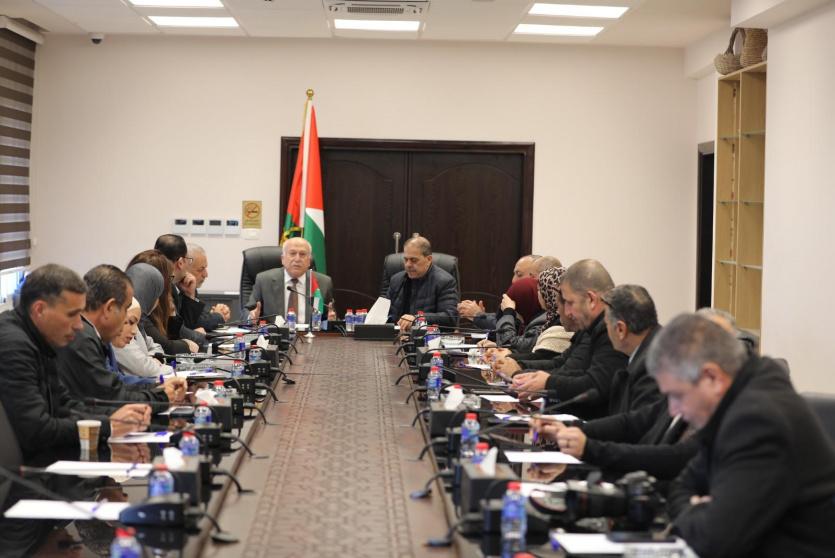 وزير الاقتصاد محمد العامور خلال جولته في سلفيت