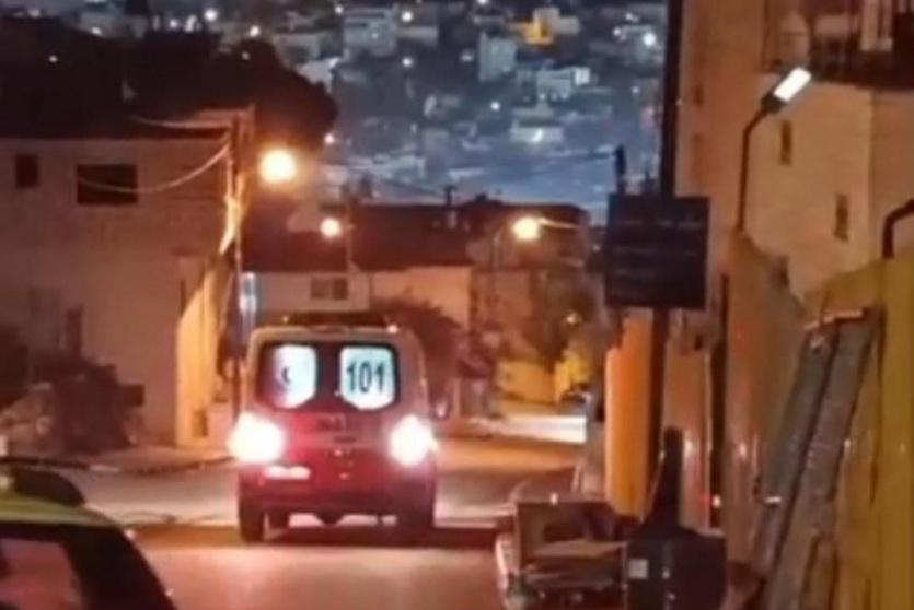 الاحتلال يصيب مواطنا بالرصاص ويعتقله شرق الخليل