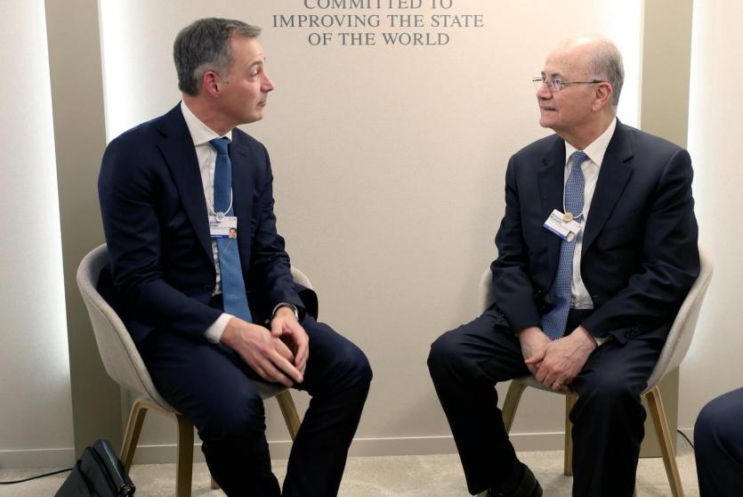 مصطفى يبحث مع مدير برنامج الأمم المتحدة الإنمائي سبل تنفيذ برامج إعادة إعمار غزة والضفة