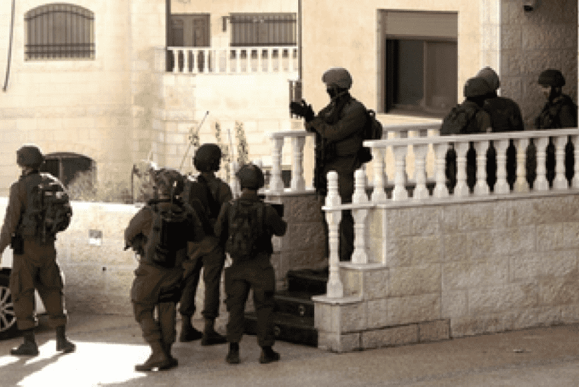 الاحتلال يحول منازل لمواطنين ثكنا عسكرية