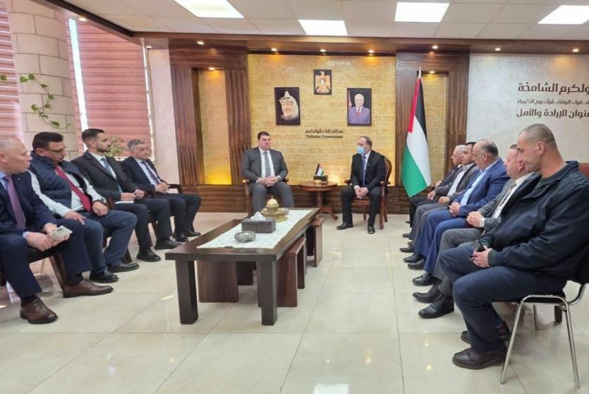 الأحمد يزور طولكرم ويبحث احتياجاتها الخدمية ويوقع مذكرة تفاهم مع جامعة خضوري