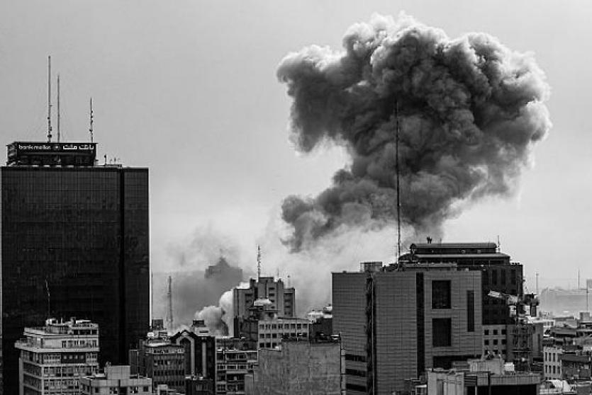 من الغارات على طهران
