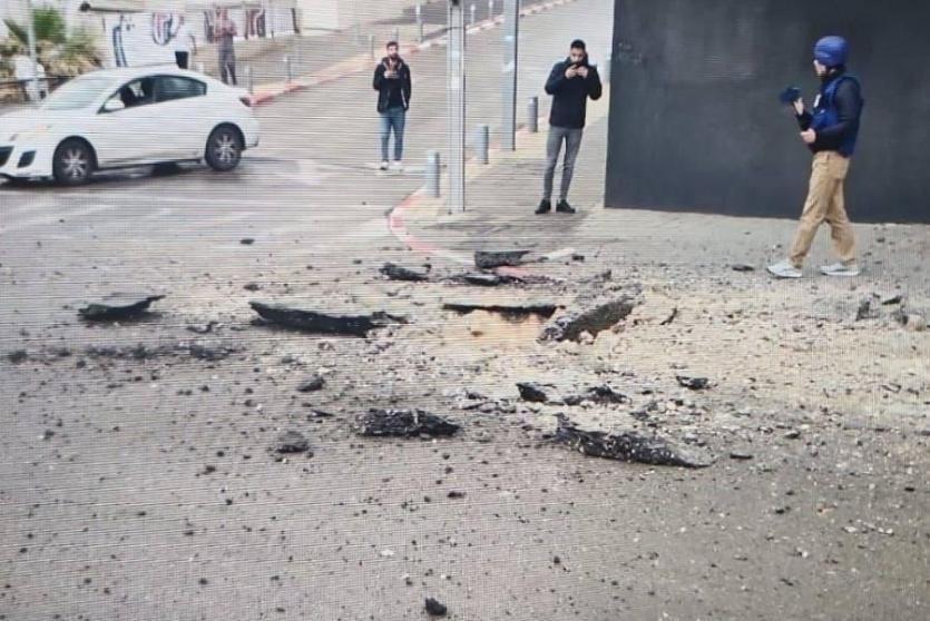 شاهد: إصابات بينها خطيرة بهجمات صاروخية من إيران والحوثيين على إسرائيل وانفجارات تهز طهران