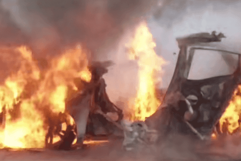 شهيد وإصابات باستهداف مركبة وسط قطاع غزة