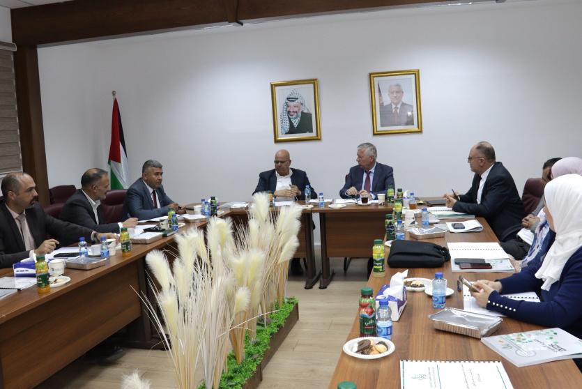 جانب من اجتماع مجلس إدارة مؤسسة المواصفات والمقاييس