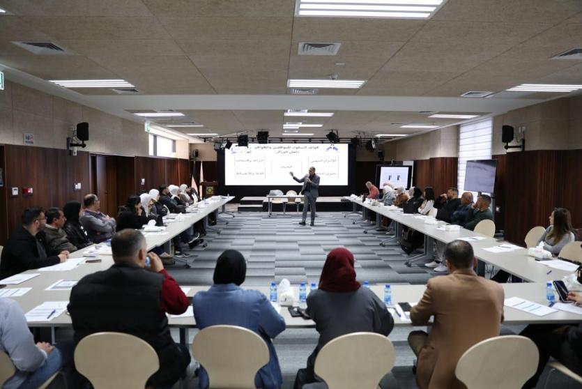  نحو 11 ألف موظف وموظفة سيعملون ضمن طواقم لجنة الانتخابات يوم الاقتراع